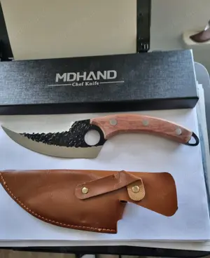 Ein Super scharfes Messer im Geschenkkarton und einem Lederetui zusammen , noch nie Gebraucht