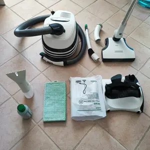 Vorwerk Staubsauger und Nasswischer fast neuwertig zu verkaufen 