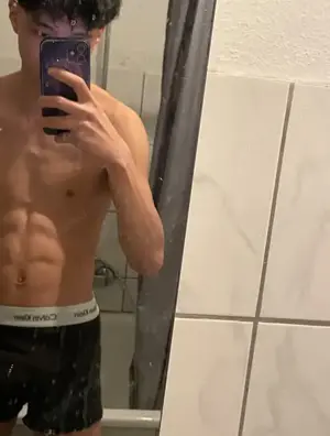 Asiatischer 18cm Schwanz für Frauen ;)