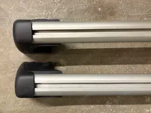 Original VW Dachträger für Passat (B8, Baujahr ab 2015) mit Dachreeling