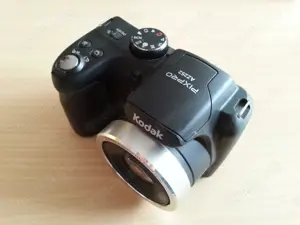 KODAK PIXPRO AZ252 schwarz+OVP+viele extras+Rechnung Bild 2