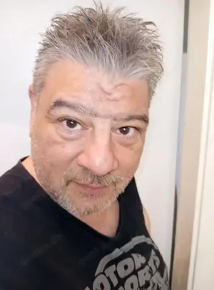 47 jähriger Grieche sucht Dame 
