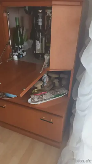 Wohnzimmermöbel Bild 4
