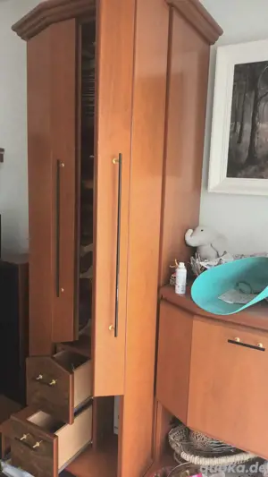 Wohnzimmermöbel Bild 2