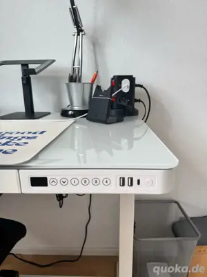 Elektrischer höhenverstellbarer Schreibtisch   Top Zustand!