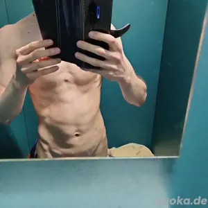 Er sucht lange, dünne Schw*nze in Hessisch Lichtenau 