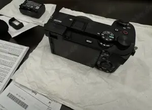 Sony A6700 (ILCE-6700) Mirrorless Kamera 4K 120fps 26MP APS-C