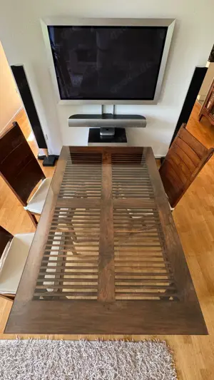 Sehr schöner Ess- oder Schreibtisch aus antikem Teakholz im Kolonialstil mit Glasplatte Bild 5