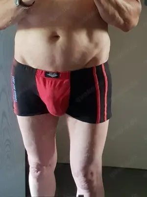 Suche Boy ab 18  für  Sex