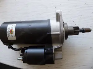   VW 02A911023B Bosch Anlasser VW Passat