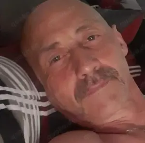Frau für Freundschaft + oder Beziehung gesucht 