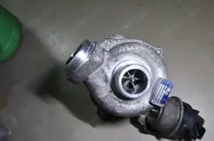 Turbolader 03L 145 701D VW   Audi   Seat 2,0 Liter Dieselmotor Bild 2
