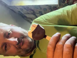 Er 49 aus Raum Esens sucht Damen für Affäre 