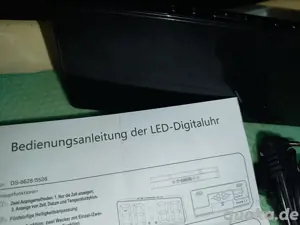 Digital Uhr Temperatur uvm.