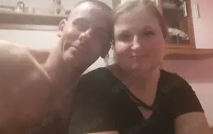 Hey wir M38 W36 bieten gegen TG BJ per C2C an