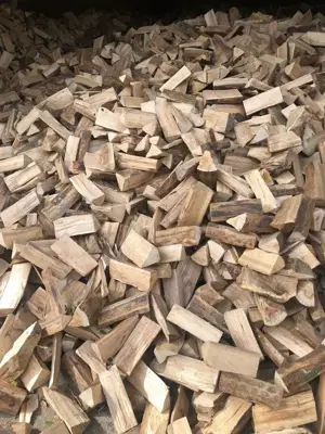 Kaminholz Brennholz Feuerholz 