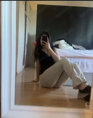 Heißen Chat mit eine Junge sexy dame