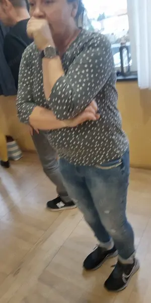 Paar sucht den gutausende interessiert gebildete Männer für sie 