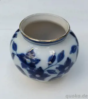 VintageVASE "russisches Porzellan" 10,- 
