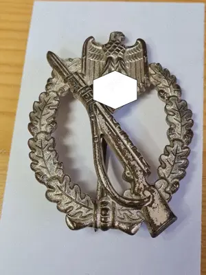 Infanterie-Sturmabzeichen in Silber, frostig