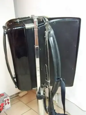 Hohner Atlantik Akkordeon, MIdi, Verstärker, Solton MS 4 Begleitautomat + Akkordeon Ständer  1.750 Bild 3
