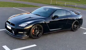 Nissan GT-R Black Edition Bild 2