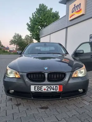 BMW 520 520i