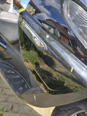 Piaggio X7-125ccm Roller schwarz mit Koffer & Alarmanl., Scheckheftgefplegt 1.Hand  Bild 5