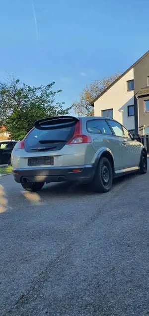 Volvo C30 2.0D Momentum Bild 4