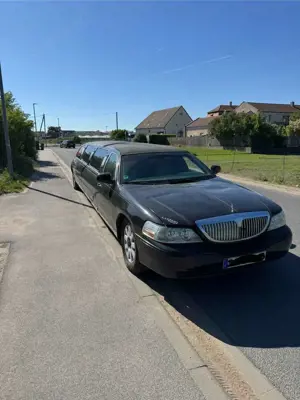 Lincoln Town Car Stretch-Limousine Bild 3