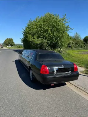 Lincoln Town Car Stretch-Limousine Bild 4