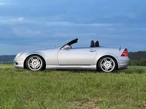 Mercedes-Benz SLK 32 AMG Bild 3