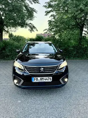 Peugeot 5008 PureTech 130 Allure