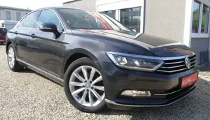 Volkswagen Passat Lim. 2.0 TSi Comfortline DAB/LED/Kamera Bild 2
