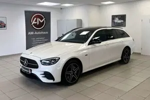 Mercedes-Benz E 300 de T 4Matic *AMG*NIGHT*PanoSD*AHK*