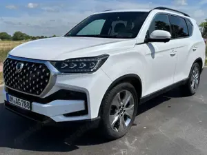 SsangYong Rexton Rexton 2.2 e-XDi 220 4WDAut. Sapphire