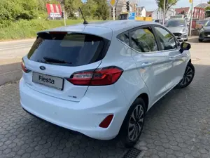 Ford Fiesta Titanium EcoBoost Hybrid mHEV Bild 4