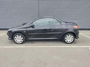 Peugeot 206 CC Cabrio 1.6i Filou  TÜV=KEIN