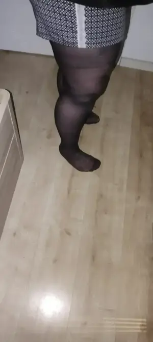 Schwarz oder Weiß,Socken oder Nylons,was Du Dir wünschst! Bild 2