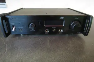 TEAC UD-505 Vorverstärker Kopfhörerverstärker DAC Top