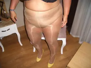 Dicke versaute Rubensmistress erzieht online 