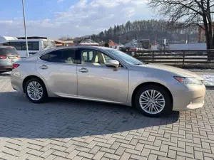 Lexus ES 350 V6 3.5L Bild 4