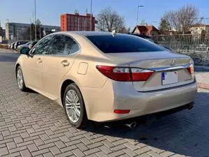 Lexus ES 350 V6 3.5L Bild 3