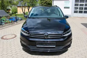 Volkswagen Touran Comfortline 7-Sitzer,AHK,LED,NAVI