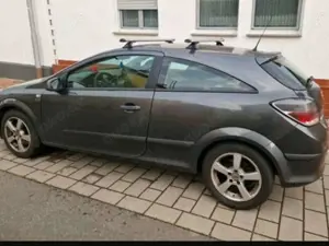Opel Astra H GTC