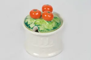 Marmeladendose Keramik Handm. weiß m. Hagebuttendekor Beeren m.Deckel vintage 60er Sammler