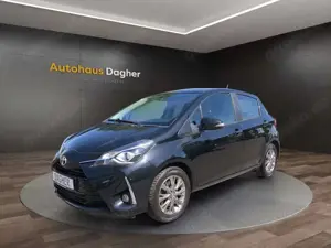 Toyota Yaris Klima Fahrassistenz-System Kamera Navi