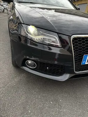 Audi A4 Avant 2.0 TDI DPF multitronic Ambition