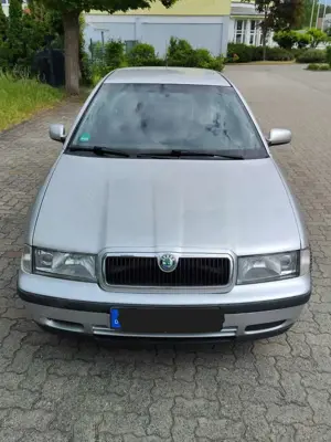 Skoda Octavia Octavia 2.0 SLX Bild 2
