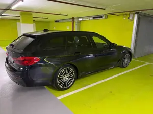 BMW 520 d Touring/M Sport/HUD/LED/19 Zoll/ Service inkl.
